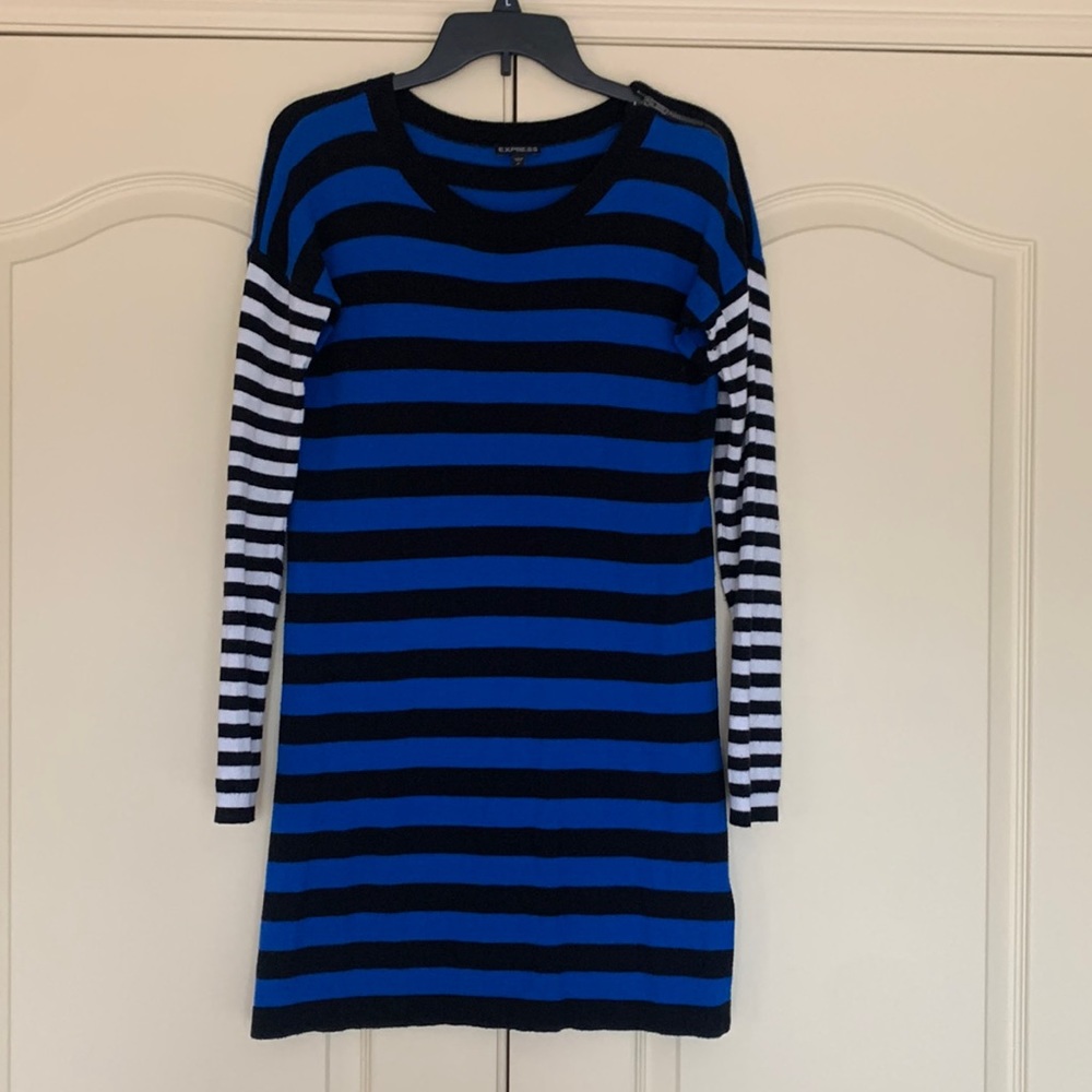 Black and royal blue Express dress. 34” from shoulder to bottom.